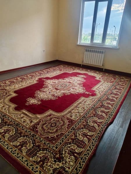 Срочно сдаётся 2х комнатная квартира на долгий срок по адрес
