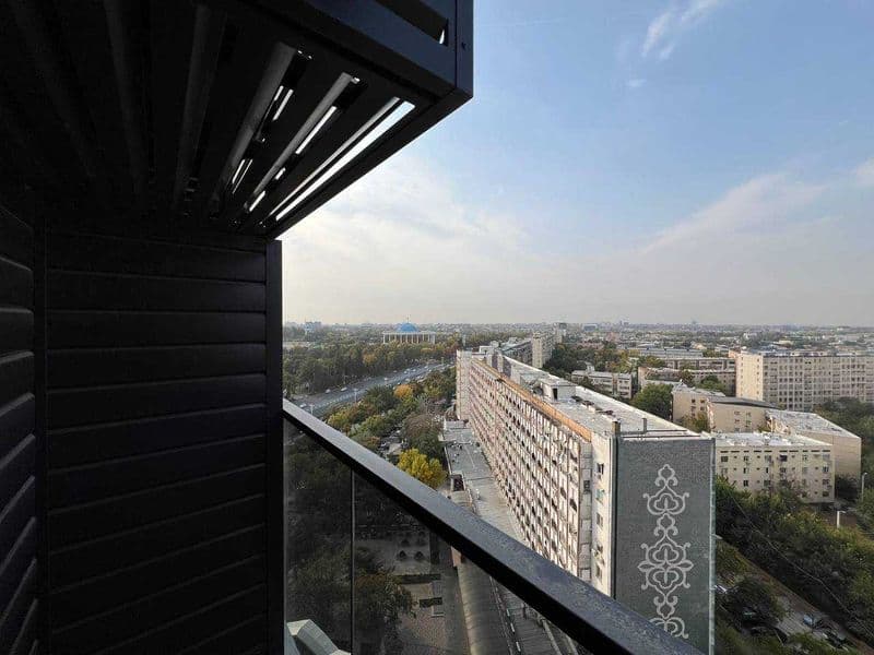 • ЖК: NRG U-Tower<br />
• Комнат: 2<br />
• Этаж: 15<br />
•