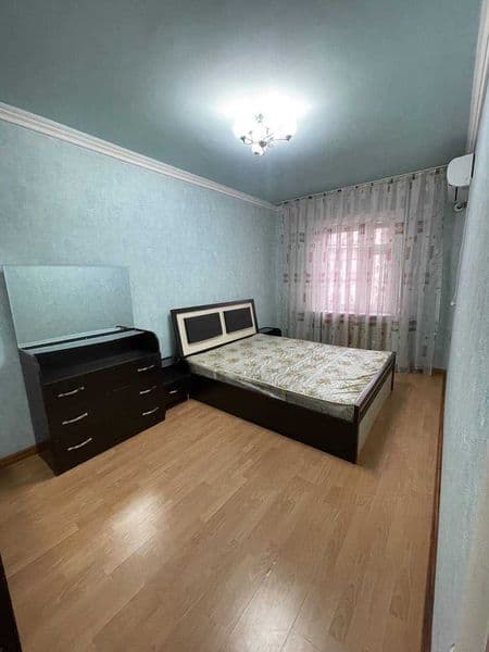 Аренда Центр Срочно 4-ком 4-этаж 12 этажного дома<br />
<br  — фото 2