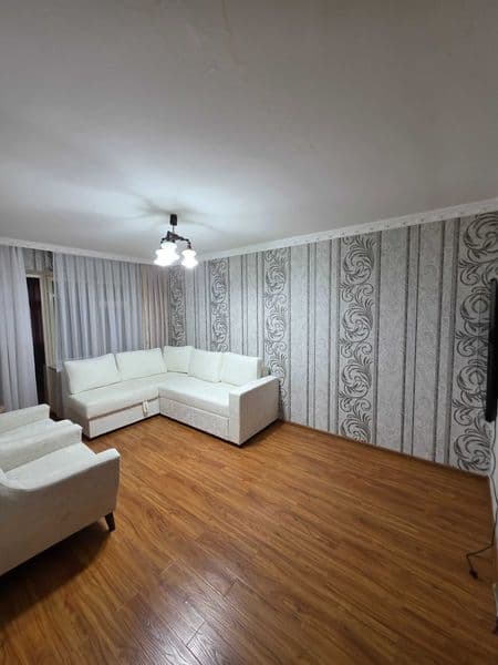 Сдается чистая после ремонта 2 х комнаятная квартира <br />
 — фото 2