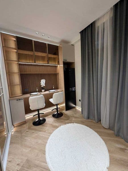 даётся 2-комнатная квартира в современном доме, район Алмаза — фото 5