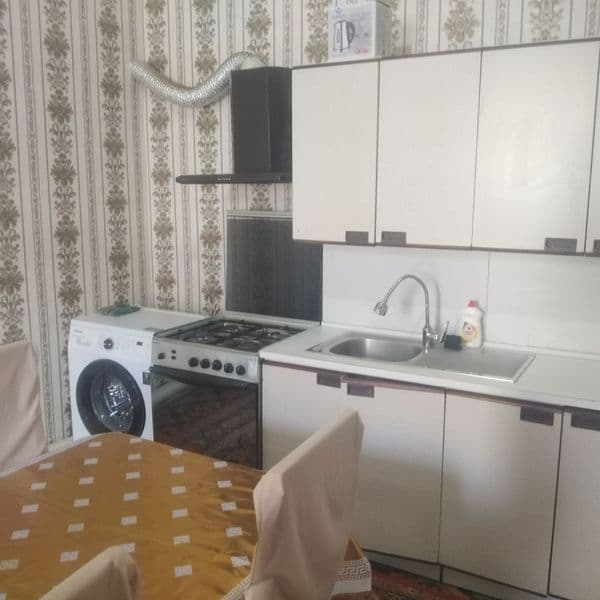 #CHILONZOR <br />
Dumbrobot <br />
3 хоna 1 etaj 4 etajli <b