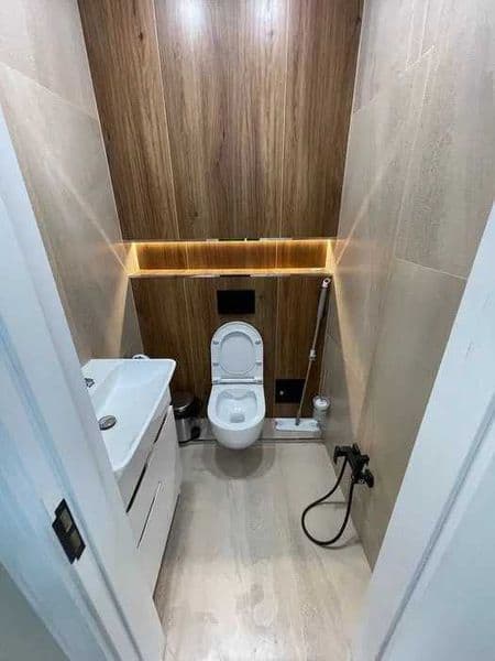 Район: Яккасарайский<br />
Адрес: Бабур<br />
<br />
• Комна — фото 5