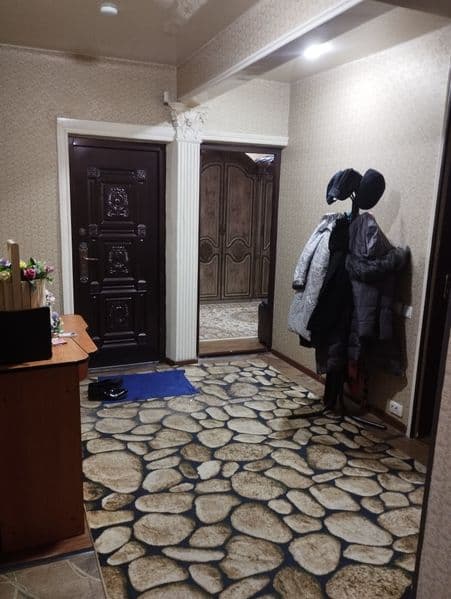 Квартира своя чистая, со всеми удобствами.<br />
Сдаётся сем