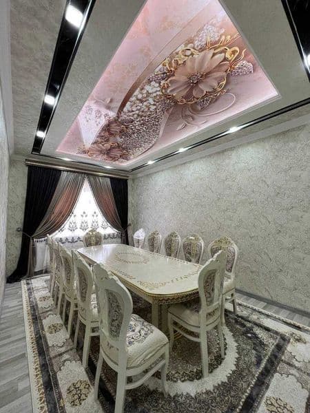 Район: Мирзо-Улугбекский<br />
Адрес: Дархан, метро Хамид Ал