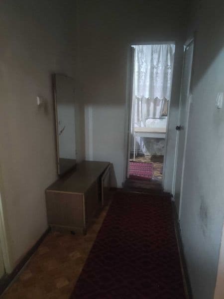 Ремонти ек. Яшаса булади. 2 хона 3 хона килинган. Массив куй — фото 3