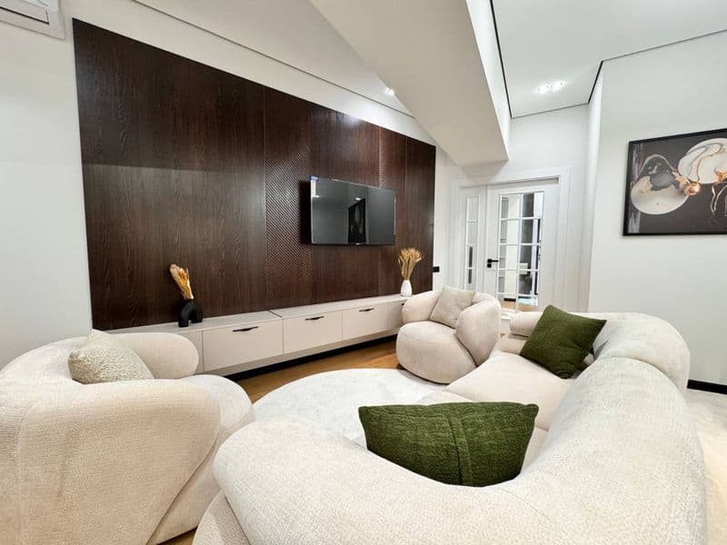 Сдается квартира<br />
<br />
Район: Яшнабадский<br />
Ор-р: