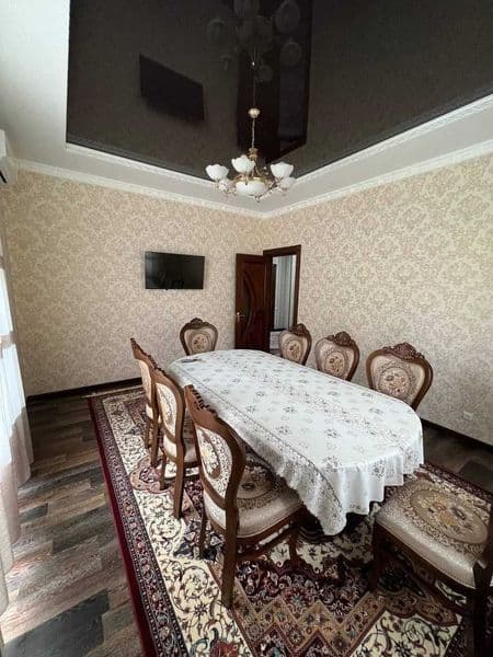 Yakkasaroy tumanida, Oybek metrosi yonida 2 xonali shinam va — фото 2