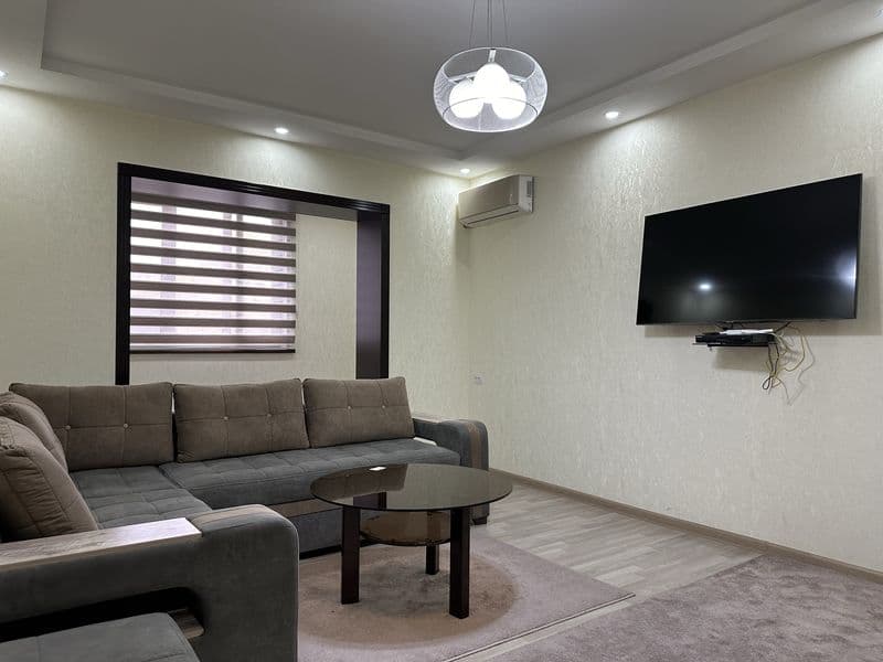 Адрес: Мирабадский р-н, ор-р: ул.Афрасиеб, ориентир: Angel's