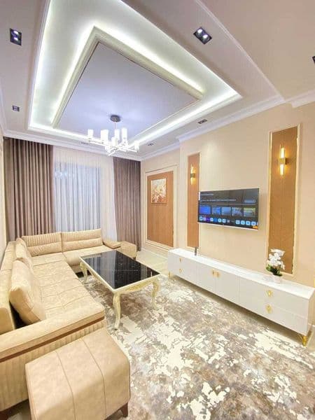 аренда  метро хамза 2 /4/4 квартира с отличним ремонтом мебе