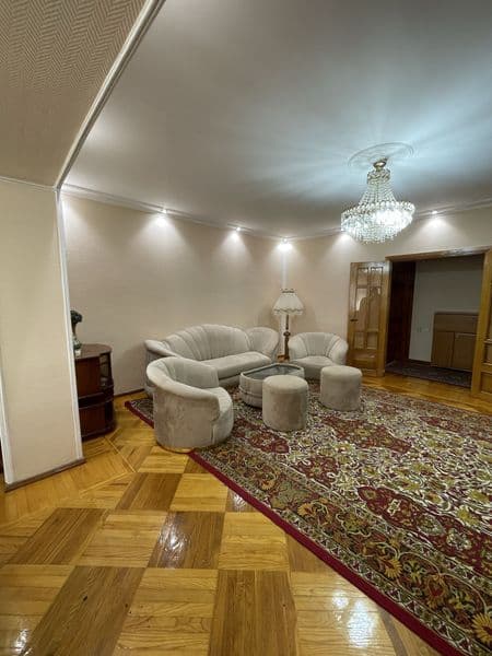 4 Хонали уй 2 хонаси арендага берилади шерикликка! болларга!