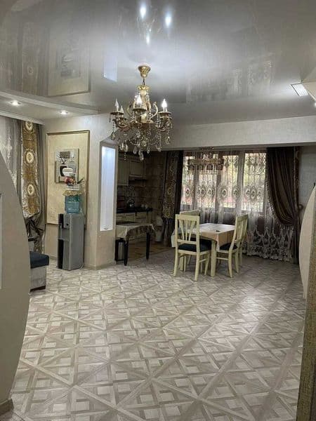 Сдается квартира в Яккасарайском районе 5комнат 3 спальни 2 