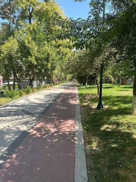 Ижарага берилади! <br />
<br />
Метро БИЙ, 2/5/5 қаватли уй.