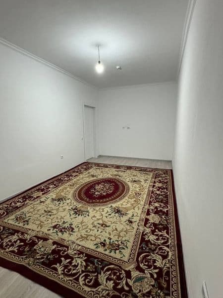 4 etajda joylashgan. Gaz plita xaladelnik oshxona mebel kir 
