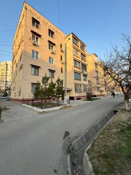 • АРЕНДА КВАРТИРА<br />
• Район: - Шайхантахурский <br />
• 