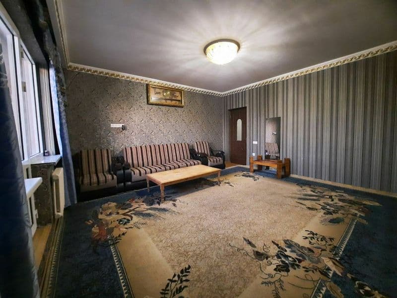 Тоза, Озода ва аклли студент кизлани оламиз. Квартирада барч