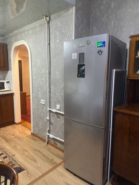 Сдаётся в аренду на массиве ялангач Мирзо Улугбекский район 