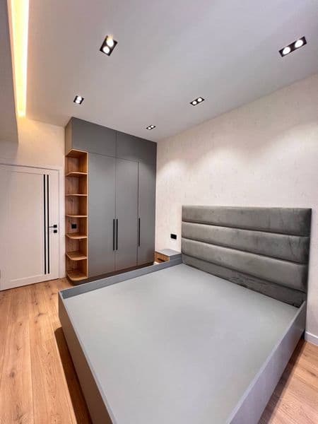 ЖК Империал<br />
2/9/10<br />
50кв<br />
700$<br />
<br />
