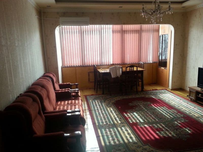 Срочно Сдаётся <br />
Квартира 2/4/9<br />
2-комнат <br />
Е — фото 2