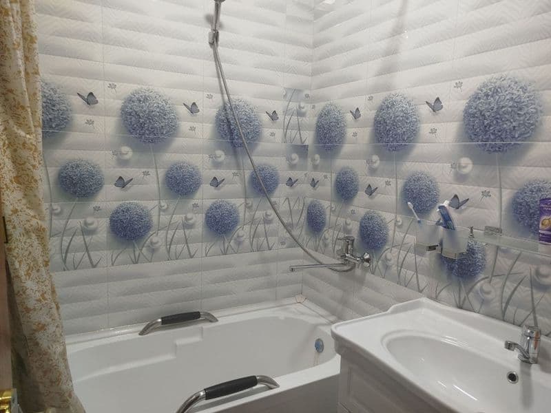 Сдаётся уютная и чистая квартира на длительный срок. В кварт — фото 2