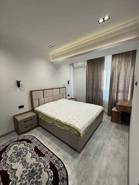 Шайхонтохур Беруний Метро  ёнида 2 хонали квартира ижарага б