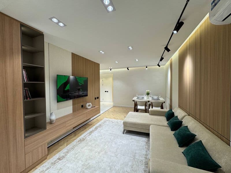 Элитный апартамент<br />
Район: Шайхантахур <br />
4/6/8<br 