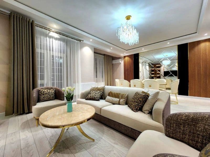 Мирабадский район <br />
Ул, Чехова <br />
Габус <br />
Двух