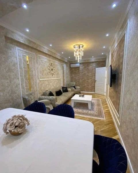 НОВОСТРОЙКА<br />
НОВЗА ГОЛДЕН ХОУСЕ<br />
ШИКАРНЫЙ РЕМОНТ<b