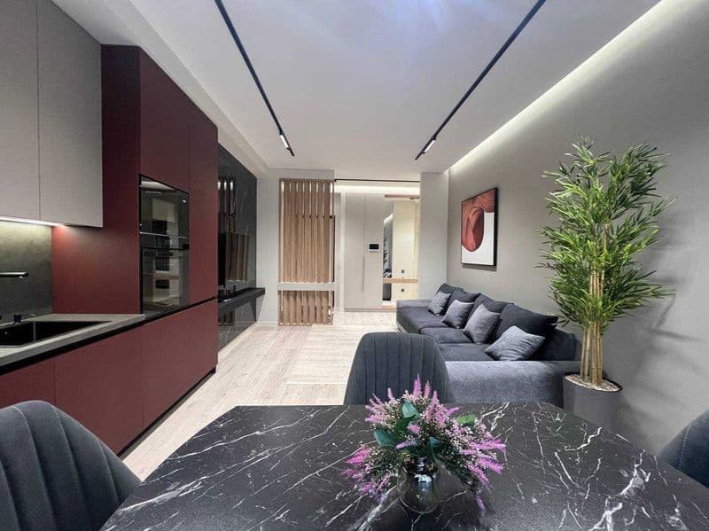 Сдается 2 комнатная квартира с Авторским ремонтом <br />
60 