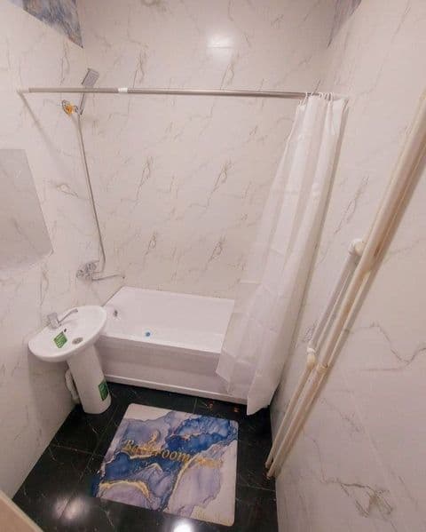 Olmazor Beruniy metro yaqnida arenda 1 xona <br />
250$ <br  — фото 4