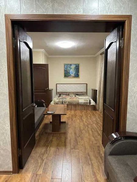 Максим Горький<br />
<br />
Цена: 400$<br />
<br />
• Ориент