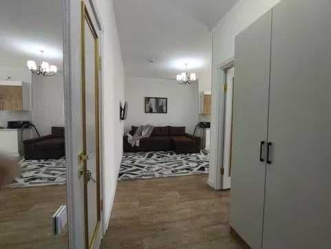 Аренда шикарная 2-комнатная квартира <br />
<br />
Район: Ми — фото 4