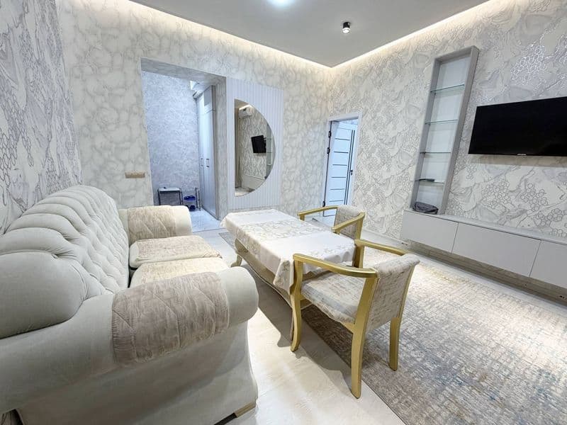 Аренда<br />
2/3/4<br />
Общая площадь : 60 м2<br />
Ориенти — фото 3