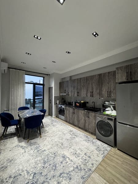 2 xonali kvartira<br />
Xamma sharoitlari bor<br />
24/7 qor