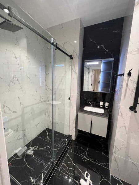 Сдается квартира иностранцам или молодой семье<br />
<br />
 — фото 4