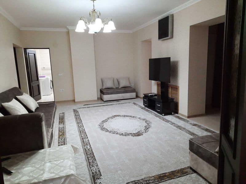 The landlord rents an apartment in the center of Tashkent. B — фото 2