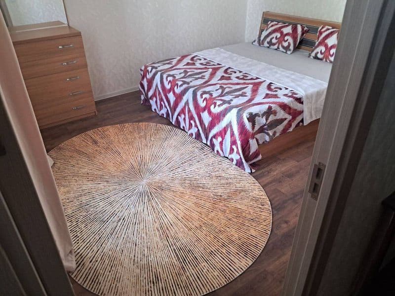 2xona 1ta spalni xona 2ta qizlaga beriladi 150$ dan hama sha