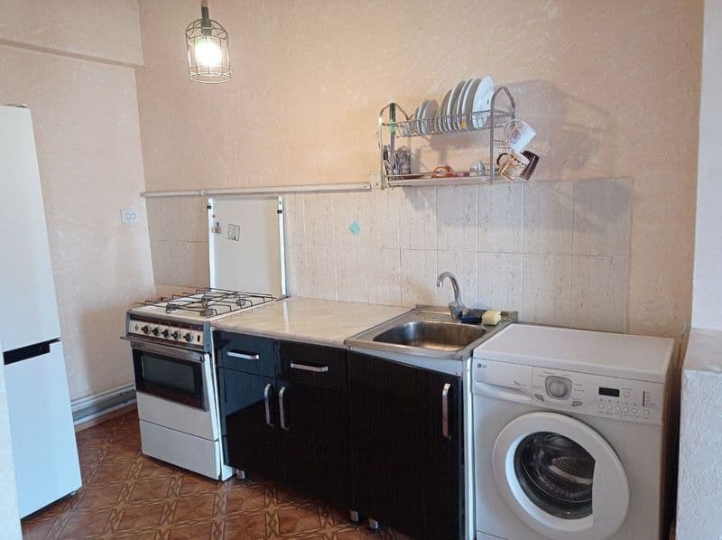 Квартира перепланирована в трех комнатную: две спальни, гост — фото 4