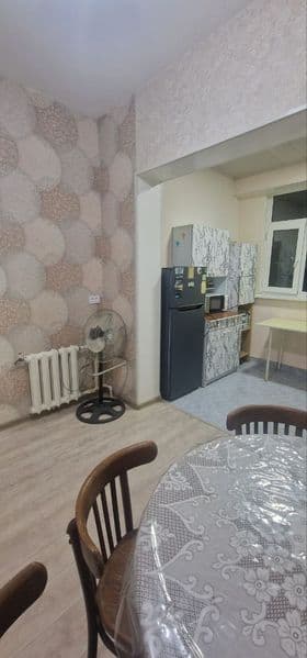 Сдается своя просторная  квартира 1 переделана в 2х. Массив  — фото 3