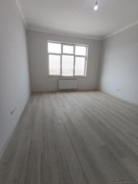 • Район: Яшнабад<br />
• Ориентир: ЖК Ассалом Сохил<br />
<b