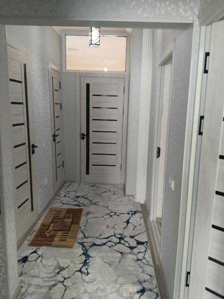 2 xonali kvartira . Sergeli Hokimiyat orqasi. Sergeli 8. Ich