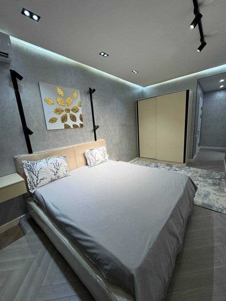 Район ;Яккасарай<br />
Адрес : Аския Базар<br />
—   комнаты