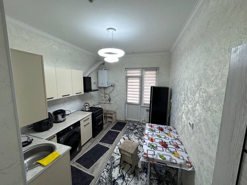 Сдаётся комната в 2-комнатной квартире с новым ремонтом, общ — фото 3