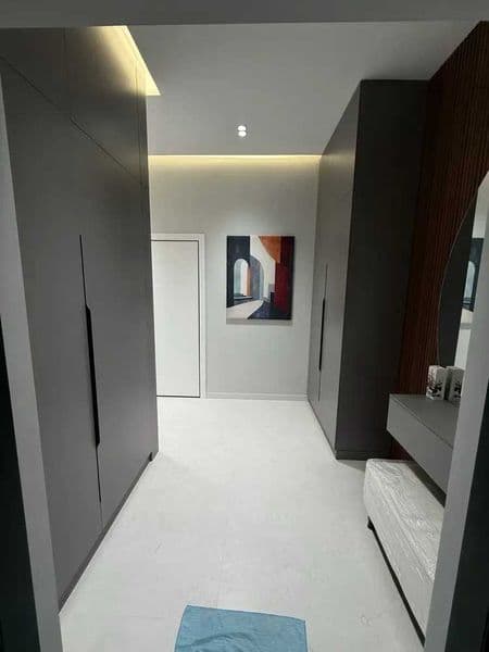 КОМФОРТ ДЛЯ ВСЕЙ СЕМЬИ В ЗЕЛЕНОМ ЦЕНТРЕ. Просторная 4-комнат — фото 4