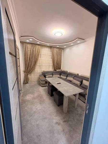 Район: Яшнабадский<br />
Ориентир: рынок Кадышева, возле Кот