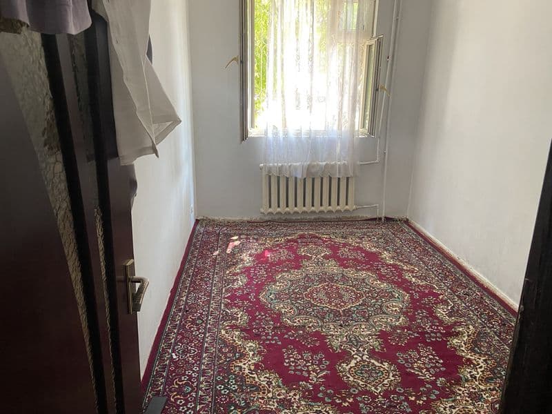 Bezmakler <br />
Mirzo ulugbek metroda 2xonali kvartera bor 