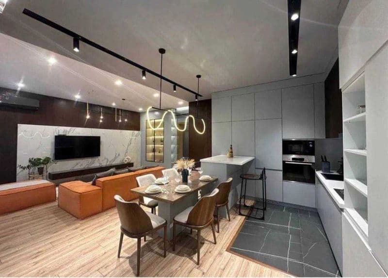 Сдаётся кваритира на Ц 5 <br />
Ориентир - ЖК Дустлар <br />