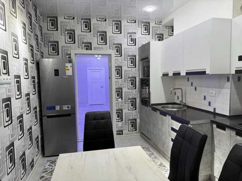 Район: Шайхантахур<br />
Адрес: Чорсу<br />
<br />
• Комнат: — фото 3