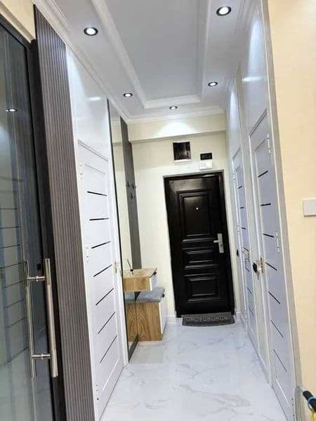 Сдаётся шикарная 2-комнатная квартира в Новостройка<br />
<b — фото 5