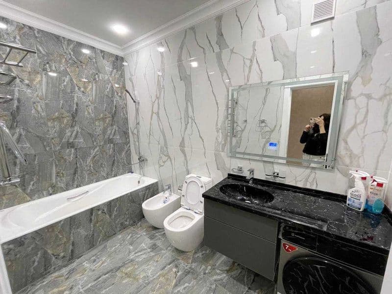 3 комнатную квартиру на 5 этаже,<br />
В квартире есть все н — фото 2